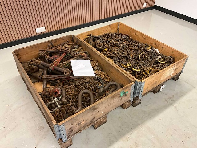 2x pallet hijskettingen en kettingspanners - afbeelding 1 van  6