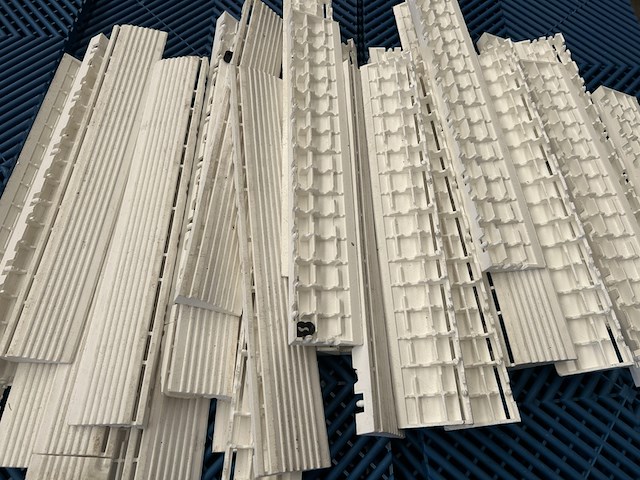 2x pallet kunststof klikbare modulaire vloerplaten / matten - afbeelding 3 van  6