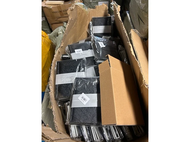 2x pallet luxe sieradenboxen, -opbergers, -displays - afbeelding 2 van  6