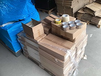 2x pallet met div. verpakkingsmaterialen o.a. dozen, tape en zakjes - afbeelding 3 van  3