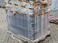 2x pallet met diverse dakpannen zwart - afbeelding 5 van  6
