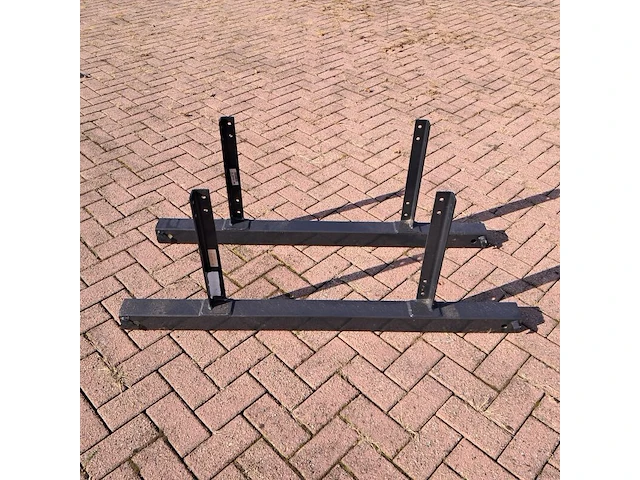 2x pallet met diverse onderdelen voor o.a veegborstels & hef-trucks - afbeelding 2 van  47