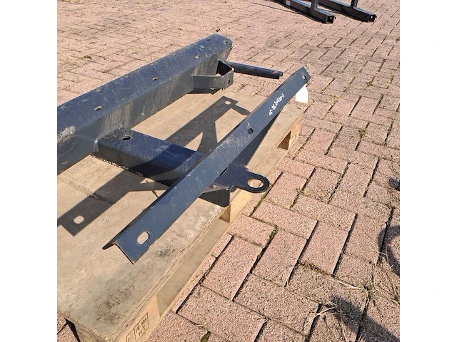 2x pallet met diverse onderdelen voor o.a veegborstels & hef-trucks - afbeelding 11 van  47