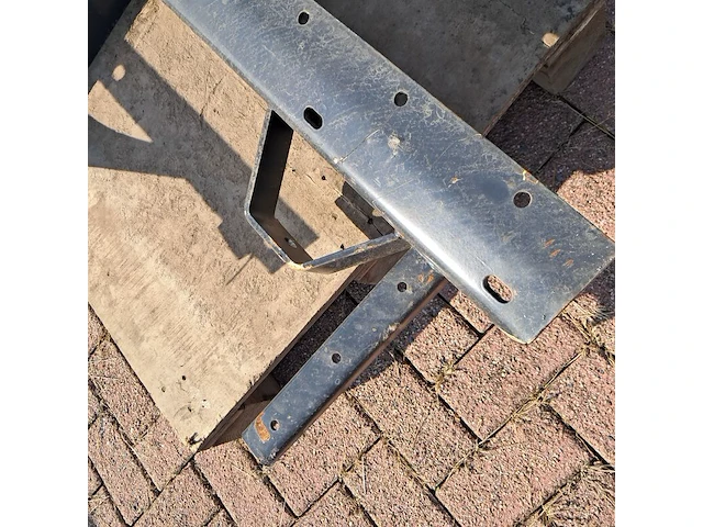 2x pallet met diverse onderdelen voor o.a veegborstels & hef-trucks - afbeelding 13 van  47