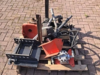 2x pallet met diverse onderdelen voor o.a veegborstels & hef-trucks - afbeelding 12 van  47
