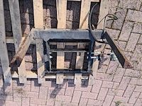 2x pallet met diverse onderdelen voor o.a veegborstels & hef-trucks - afbeelding 38 van  47