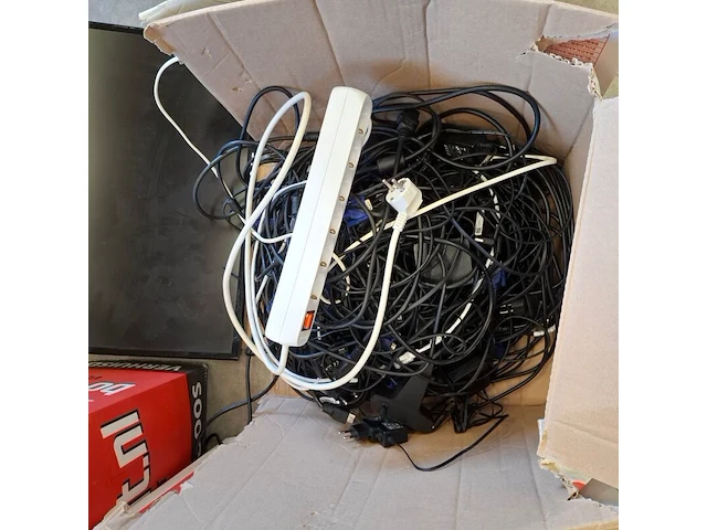 2x pallet met diversen; sfeerartikelen, kantoorbenodigdheden, multimedia - afbeelding 6 van  20
