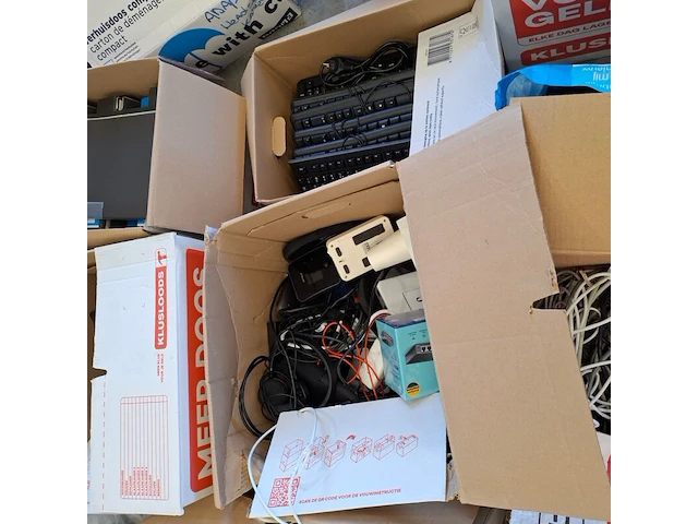 2x pallet met diversen; sfeerartikelen, kantoorbenodigdheden, multimedia - afbeelding 8 van  20