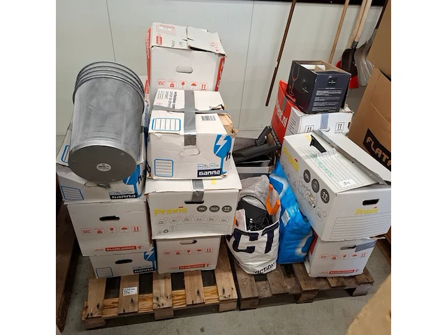 2x pallet met diversen; sfeerartikelen, kantoorbenodigdheden, multimedia - afbeelding 12 van  20