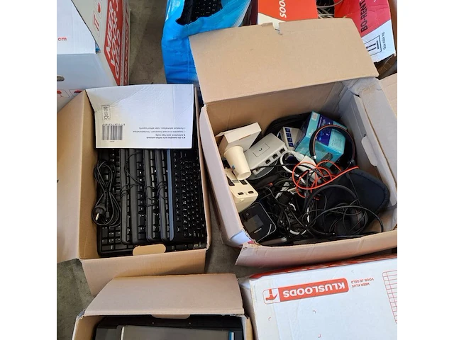 2x pallet met diversen; sfeerartikelen, kantoorbenodigdheden, multimedia - afbeelding 18 van  20