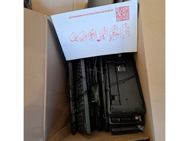2x pallet met diversen; sfeerartikelen, kantoorbenodigdheden, multimedia - afbeelding 19 van  20