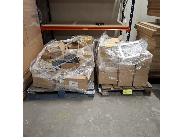 2x pallet met schroeven, o.a. rotadrill - afbeelding 1 van  24