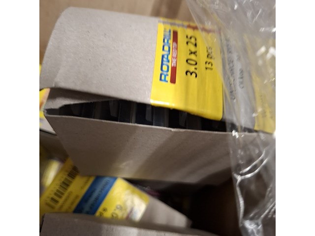 2x pallet met schroeven, o.a. rotadrill - afbeelding 14 van  24