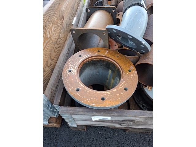 2x pallet o.a. buis met flens, pakkingen - afbeelding 9 van  11