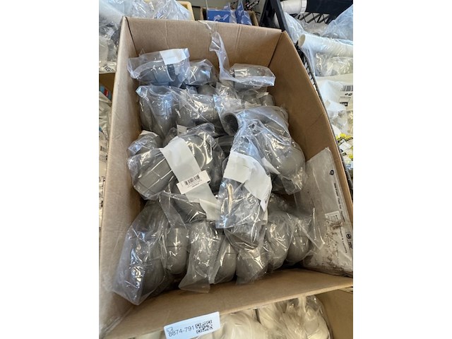 2x pallet sanitair installatiemateriaal - afbeelding 11 van  15