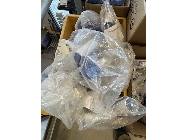 2x pallet sanitair installatiemateriaal - afbeelding 13 van  15