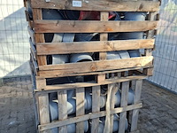 2x palletbox met pvc hulpstukken - afbeelding 1 van  13