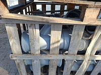 2x palletbox met pvc hulpstukken - afbeelding 11 van  13