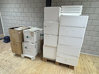 2x pallets koelboxen - afbeelding 1 van  6