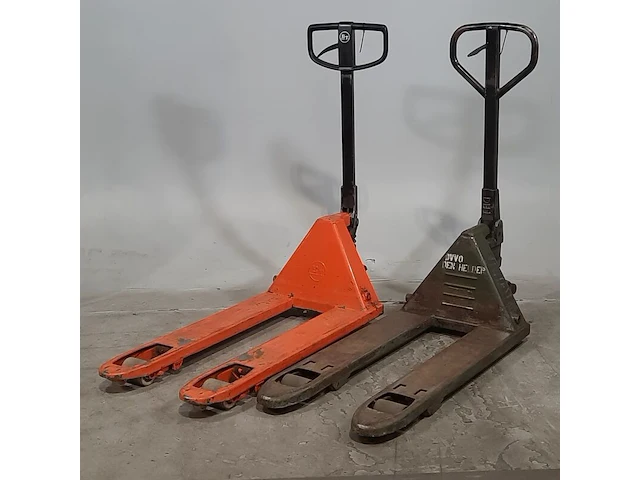 2x palletwagen, o.a bt-lifter, o.a lhm230 - afbeelding 1 van  14