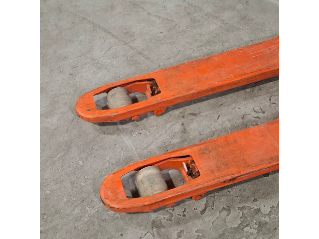 2x palletwagen, o.a. toyota - afbeelding 7 van  12