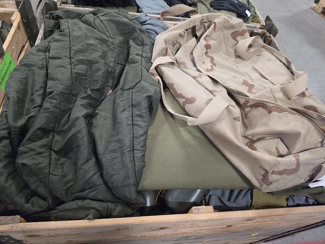 2x partij camouflage kleding en uitrusting, woodland / kpu / kl / falke / profile - afbeelding 11 van  12