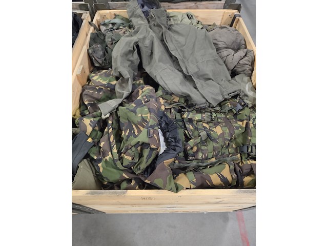 2x partij camouflage kleding en uitrusting, woodland / kpu / kl / falke / profile - afbeelding 12 van  12
