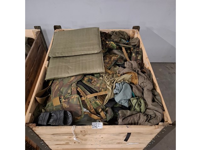 2x partij camouflage kleding en uitrusting, woodland / kpu / kl / falke / profile - afbeelding 2 van  8