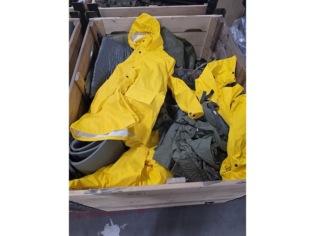 2x partij camouflage kleding en uitrusting, woodland / kpu / kl / falke / profile - afbeelding 5 van  8
