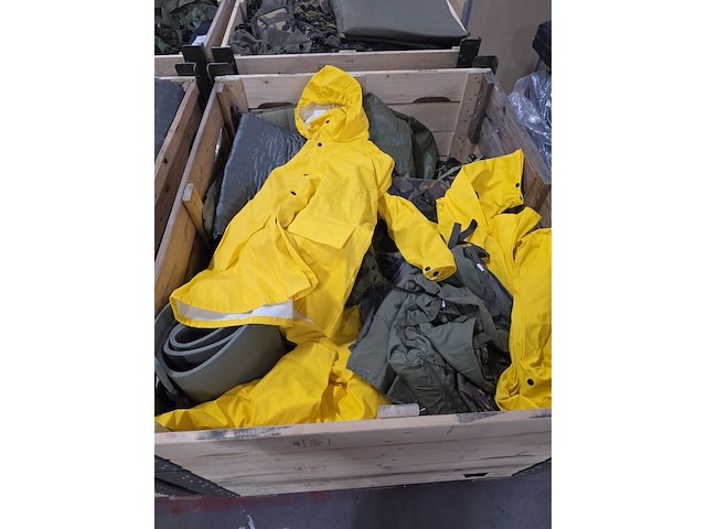 2x partij camouflage kleding en uitrusting, woodland / kpu / kl / falke / profile - afbeelding 6 van  8