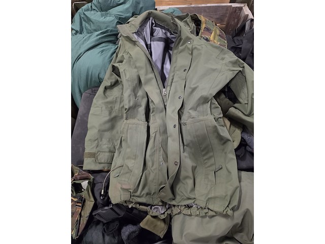 2x partij camouflage kleding en uitrusting, woodland / kpu / kl / falke / profile - afbeelding 7 van  11