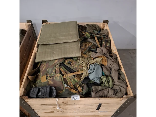 2x partij camouflage kleding en uitrusting, woodland / kpu / kl / falke / profile - afbeelding 2 van  8