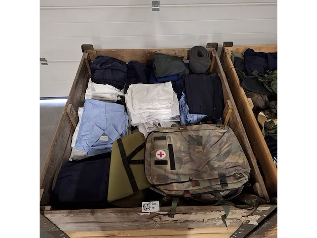 2x partij camouflage kleding en uitrusting, woodland / kpu / kl / falke / profile - afbeelding 5 van  5