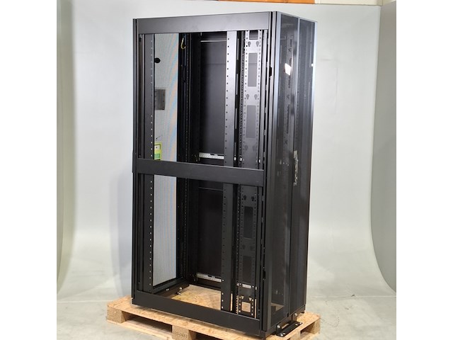 2x patchkast, apc - afbeelding 1 van  8