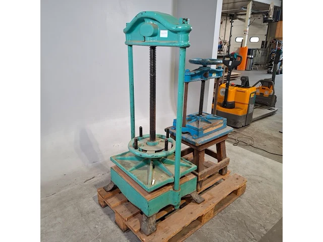 2x persmachine, o.a. krause - afbeelding 5 van  12