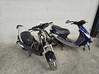 2x peugeot - snorscooter - viva city - 25km uitvoeringen - afbeelding 7 van  14