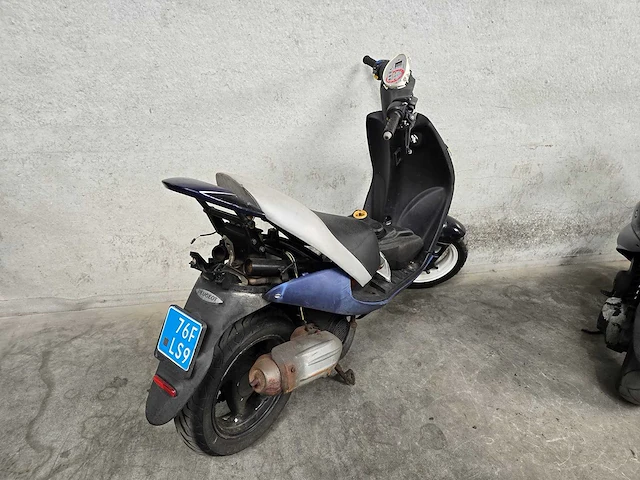 2x peugeot - snorscooter - viva city - 25km uitvoeringen - afbeelding 10 van  14