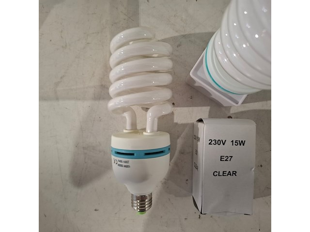 2x photographic lamp, 220v 50hz - afbeelding 3 van  3