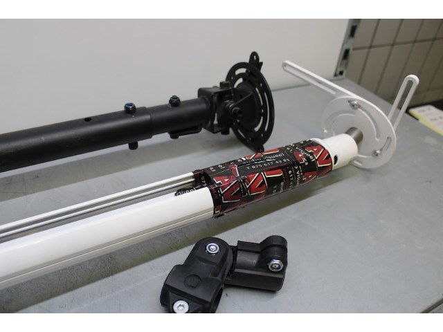 2x plafondsteun voor monitor/beamer - afbeelding 7 van  9