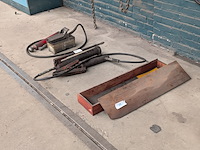 2x pneumatisch gereedschap - afbeelding 1 van  8