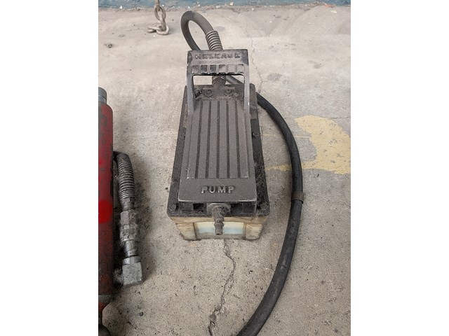 2x pneumatisch gereedschap - afbeelding 3 van  8