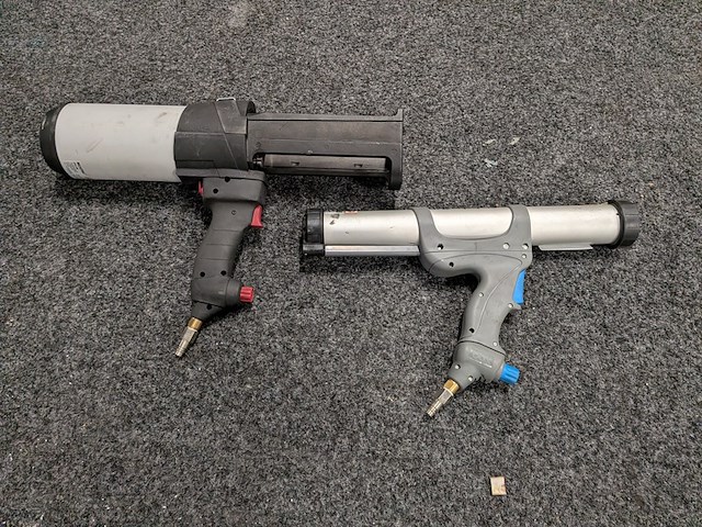 2x pneumatische kitspuit - afbeelding 2 van  7