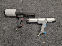 2x pneumatische kitspuit - afbeelding 2 van  7