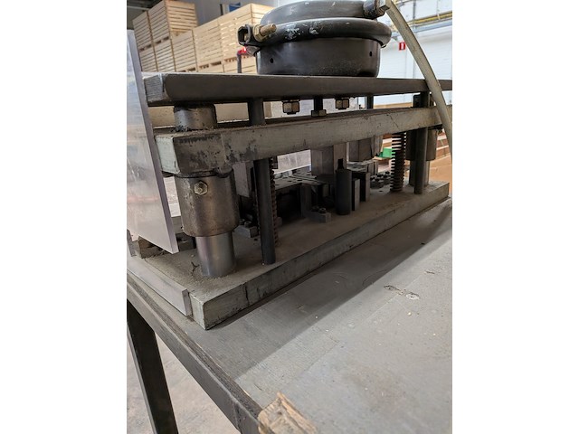 2x pneumatische machine - afbeelding 7 van  10