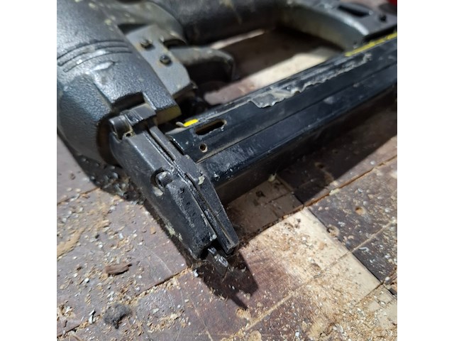 2x pneumatische tacker senco - afbeelding 7 van  11