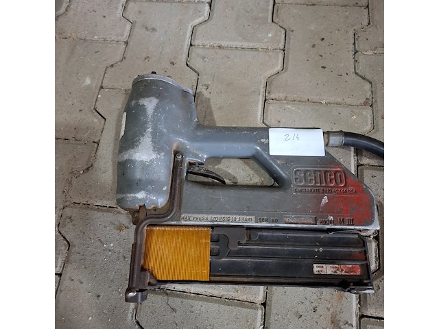 2x pneumatische tackers, senco, sn iv en m iii - afbeelding 6 van  7