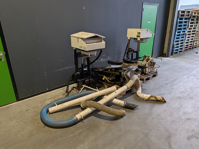 2x poepzuiger t.b.v. werktuigdrager jean heybroek - afbeelding 1 van  11