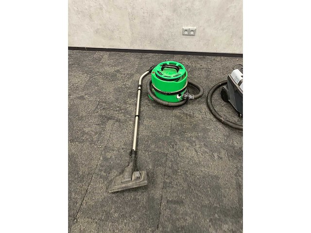 2x professionele stofzuiger - afbeelding 2 van  8