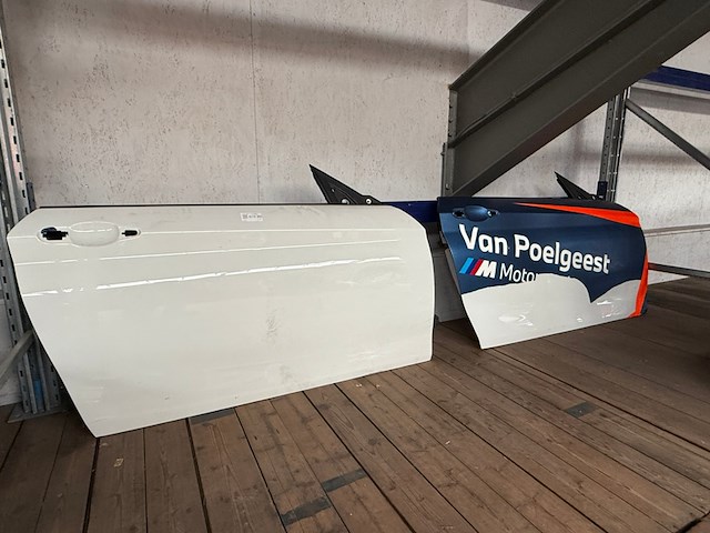 2x rechterportier bmw m2 f87, bouwjaar 2021 - afbeelding 1 van  4