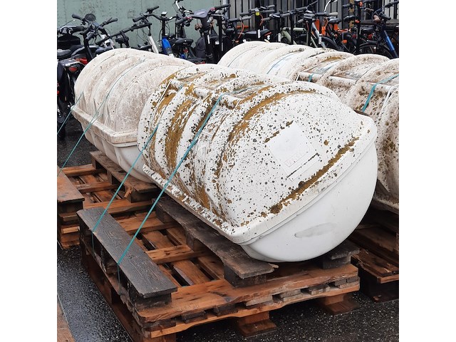 2x reddingsvlot, solas 74/96 - afbeelding 1 van  9